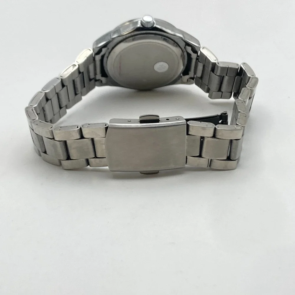 Jones New York Women's Watch 30mm Silver Tone Black Dial WR 30M New Battery 7.5